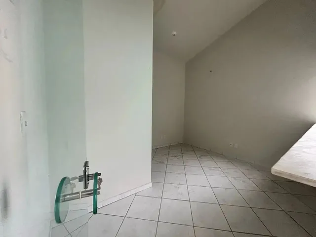 Imagem 4: Ótima Sala Localizada no Centro da Cidade