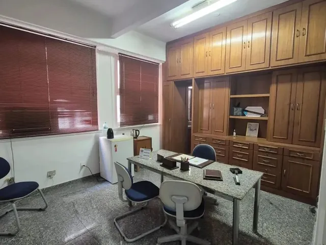 Imagem: Alugo Belíssima Sala Comercial 48M² Divididos