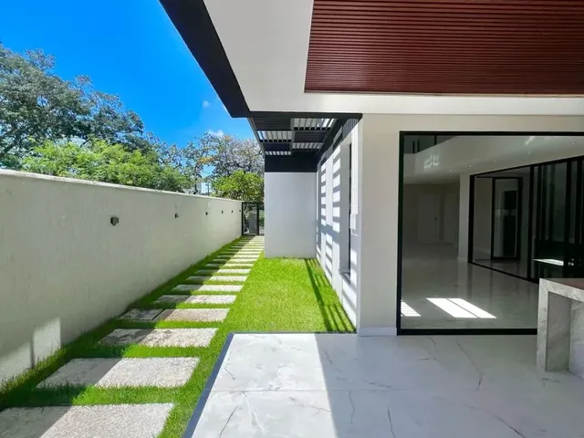 Imagem 10: Azur Condomínio Lago Centro Eusébio - Casa Duplex Nascente com 4 Suítes a Venda