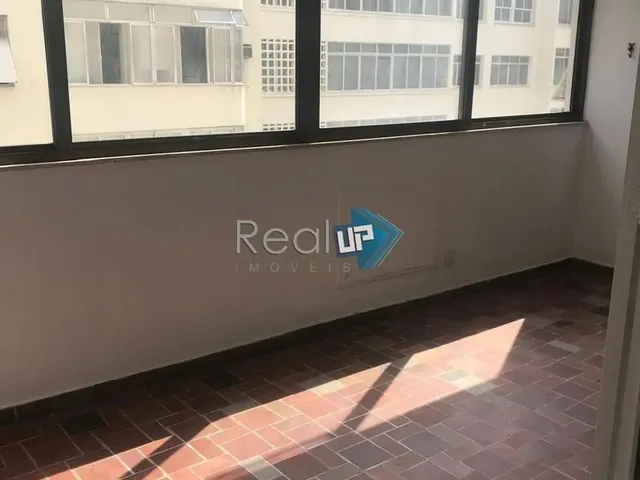 Imagem 4: Apartamento com 3 Quartos em Copacabana
