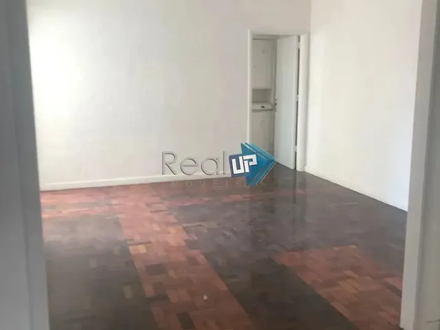 Imagem 9: Apartamento com 3 Quartos em Copacabana