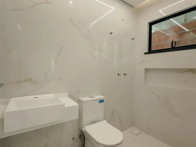 Imagem 7: Casa Alto Padrão para Venda em Eusébio, Cidade Alpha, 4 Dormitórios, 4 Suítes, 5
