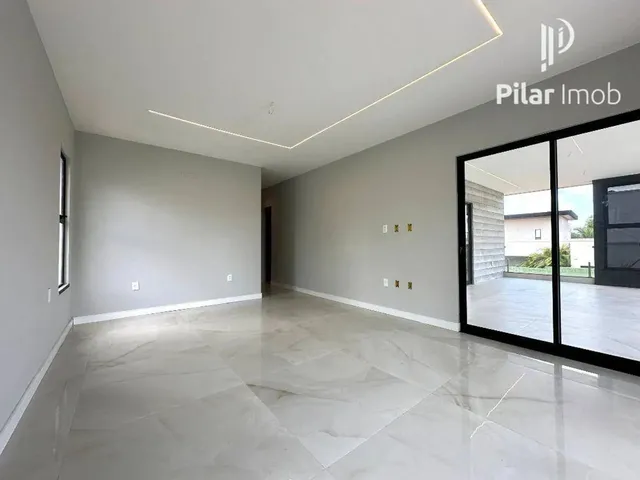 Imagem 2: Casa com 5 Dormitórios À Venda, 366 M² por R$ 2.990.000 - Cidade Alpha - Eusébio/Ce