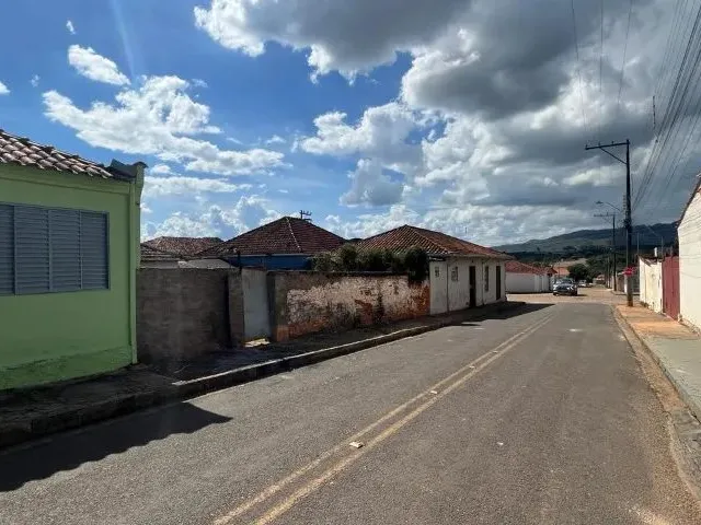 Imagem 4: Casa a Venda em Delfinópolis Mg no Centro da Cidade Terreno 436M²