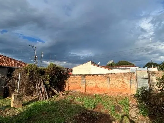 Imagem 2: Casa a Venda em Delfinópolis Mg no Centro da Cidade Terreno 436M²