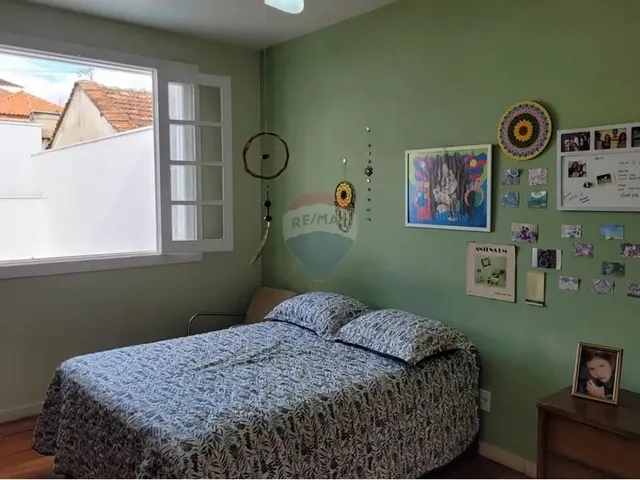 Imagem 2: Casa Quatro Quartos com Piscina no Centro de Lavras