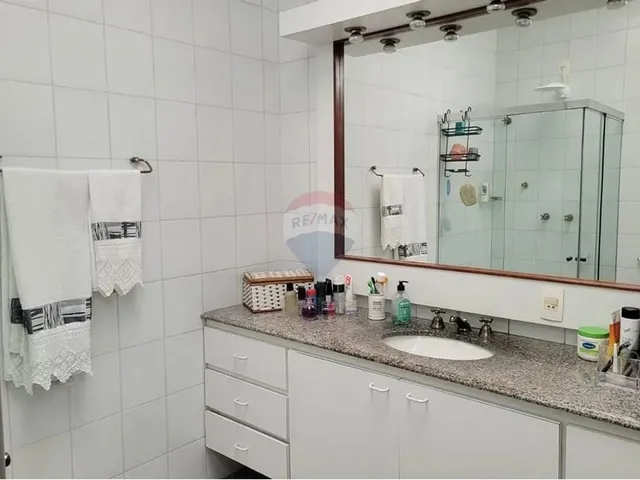 Imagem 14: Casa Quatro Quartos com Piscina no Centro de Lavras