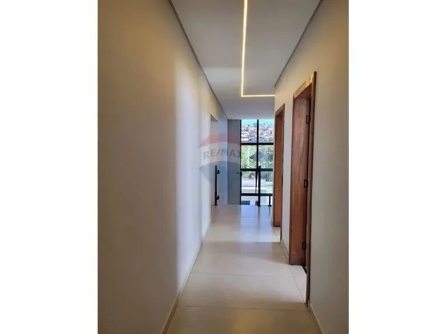Imagem 10: Casa Moderna no Bairro Dona Irene