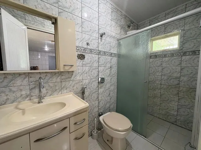 Imagem 2: Casa com 3 Dormitórios para Alugar 100 M² R$ 2.800/Mês