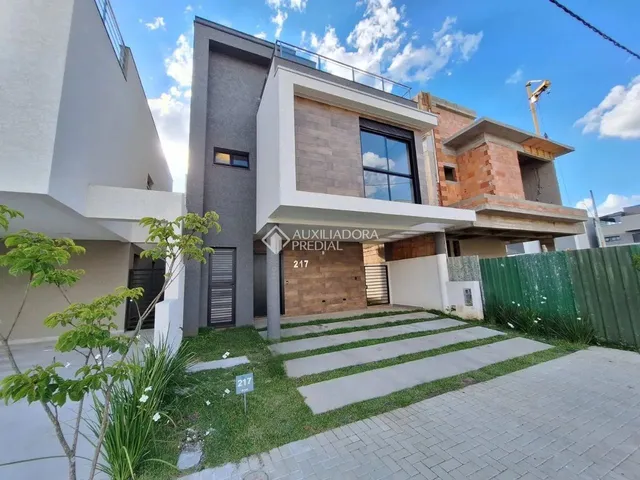Imagem: Casa Nova em Condomínio Clube, 161 Metros