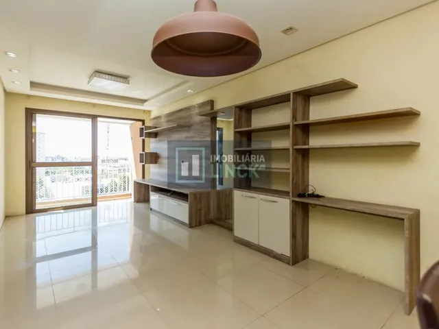 Imagem 2: Apartamento Semimobiliado de 3 Dormitórios e 2 Vagas de Garagem no Bairro Passo da Areia