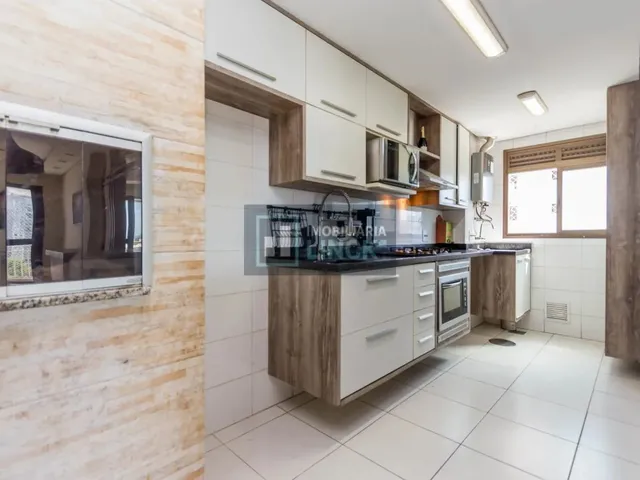 Imagem 8: Apartamento Semimobiliado de 3 Dormitórios e 2 Vagas de Garagem no Bairro Passo da Areia