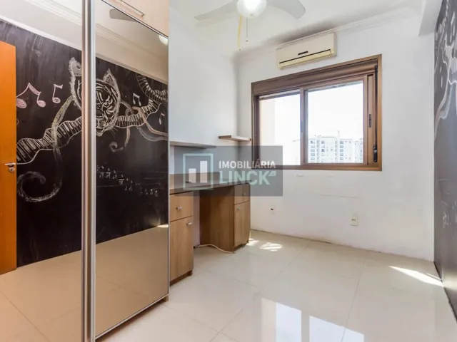 Imagem 14: Apartamento Semimobiliado de 3 Dormitórios e 2 Vagas de Garagem no Bairro Passo da Areia