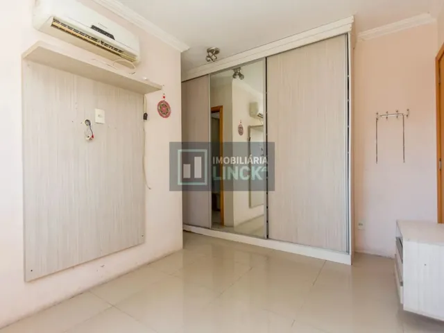 Imagem 15: Apartamento Semimobiliado de 3 Dormitórios e 2 Vagas de Garagem no Bairro Passo da Areia