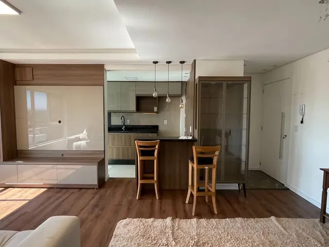 Imagem 11: Apartamento para Aluguel com 2 Quartos, Suíte, Churrasqueira e Garagem para 2 Carros