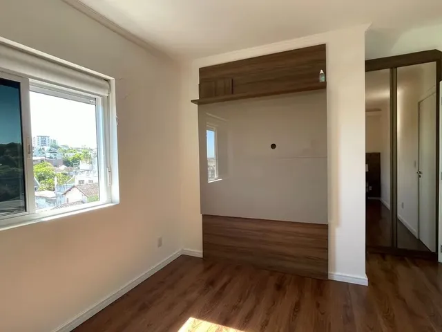 Imagem 9: Apartamento para Aluguel com 2 Quartos, Suíte, Churrasqueira e Garagem para 2 Carros