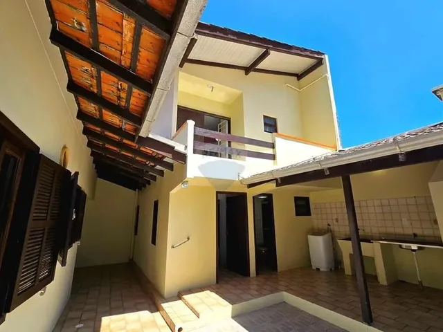 Imagem 10: Apenas 230M do Mar no Gravatá - Casa Ampla com Edícula e 7 Quartos Ideal para Moradia