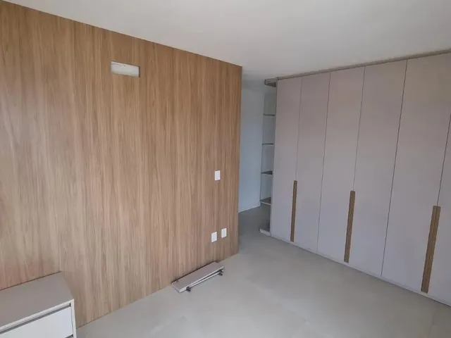 Imagem 1: Apartamento - 3 Dormitórios - 3 Suítes - Localizado em Porto Belo / Perequê Ref