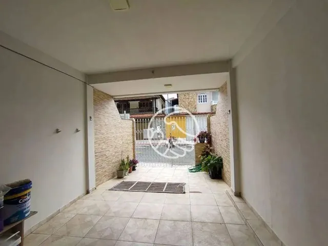Imagem 7: Casa À Venda com 4 Quartos no São Judas Tadeu em Guarapari/Es É nas Imobiliárias