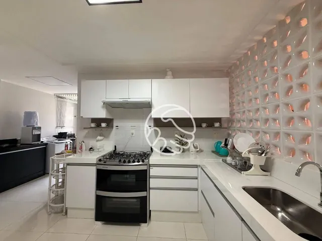 Imagem 5: Apartamento com 4 Quartos À Venda na Enseada Azul em Guarapari/Es É nas Imobiliárias