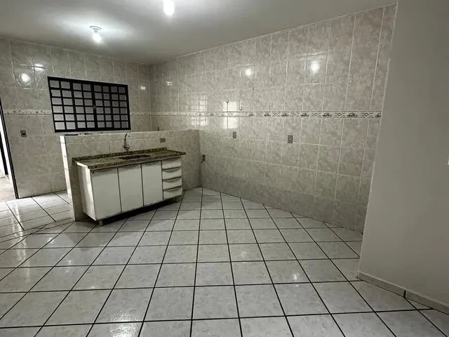 Imagem 3: Imóvel para Venda Tem 110 Metros Quadrados com 3 Quartos em Centro - Botucatu - Sp