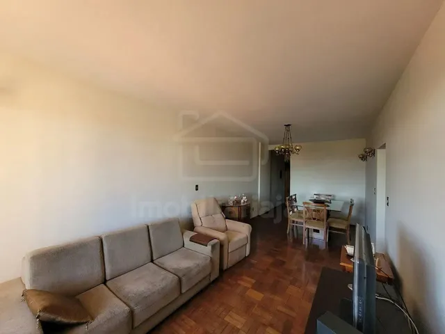 Imagem: Apartamento com 3 Quartos para Alugar no