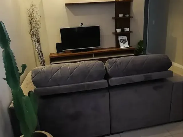Imagem: O apartamento possui 2 Dormitórios, 1 Banheiro, 1 Vaga na