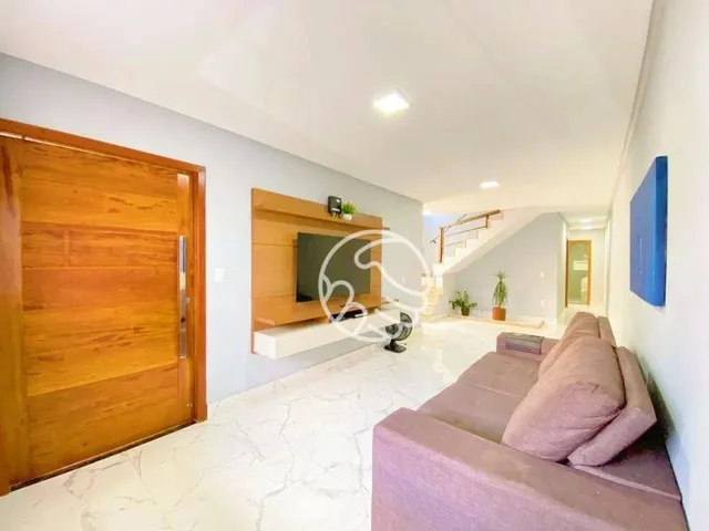 Imagem: Casa À Venda com 5 Quartos na Praia do