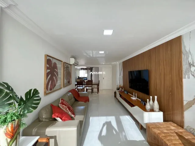 Imagem 10: Belíssimo Apartamento de 4 Quartos, 2 Suites, 2 Vagas, Pé na Areia da Praia Da