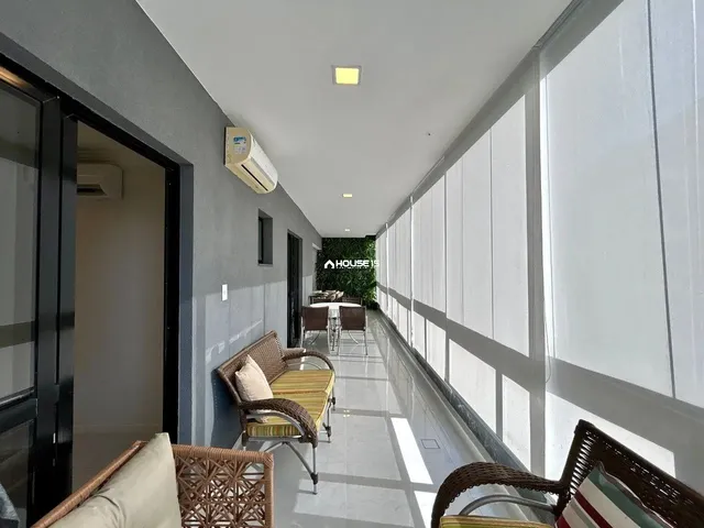 Imagem 14: Belíssimo Apartamento de 4 Quartos, 2 Suites, 2 Vagas, Pé na Areia da Praia Da