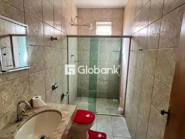 Imagem 12: Casa À Venda em Carmelo, Montes Claros 3 Quartos, Quintal e Área de Serviço