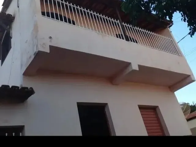 Imagem: Casa 3/4, 2 Banheiros, com Ponto Comercial