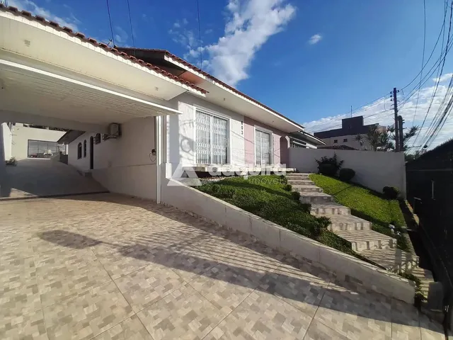 Imagem: Casa Térrea, Semimobiliada com Sala Comercial