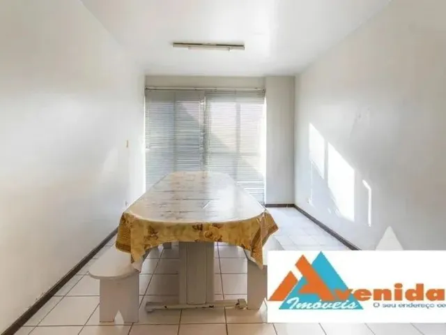 Imagem 12: Excelente Apartamento Central com 03 Quartos , 03 Banheiros e Planejados !!
