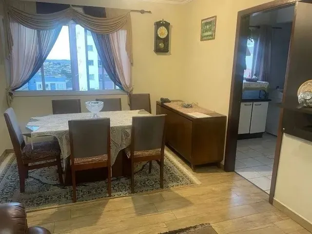 Imagem 4: Excelente Apartamento Central com 03 Quartos , 03 Banheiros e Planejados !!