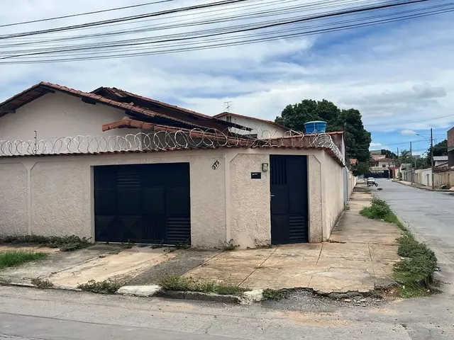 Imagem: Casa no Bairro Vila Guilhermina