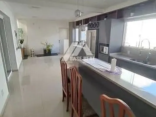 Imagem 2: Apartamento Central 4 Quartos