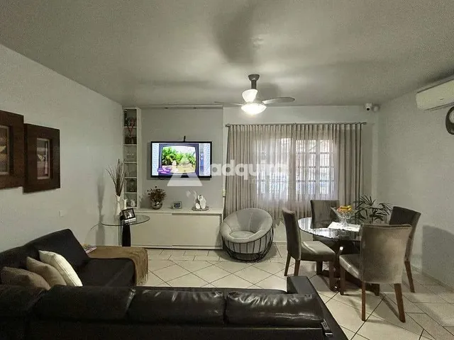 Imagem 2: Casa À Venda, com 2 Quartos (Sendo 1 Suíte) em Oficinas, Ponta Grossa, Pr