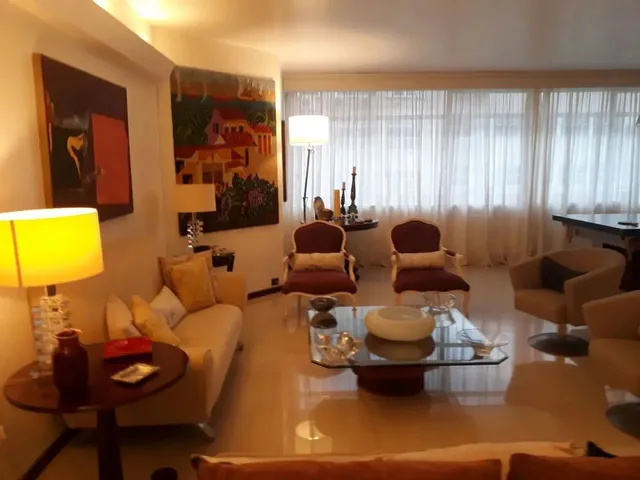 Imagem: Apartamento com 4 Quartos À Venda, 300M²