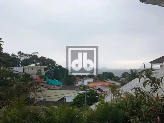 Imagem 11: Ilha do Governador - Freguesia - Casa Duplex - 4 Quartos - Varanda - Dependência Completa