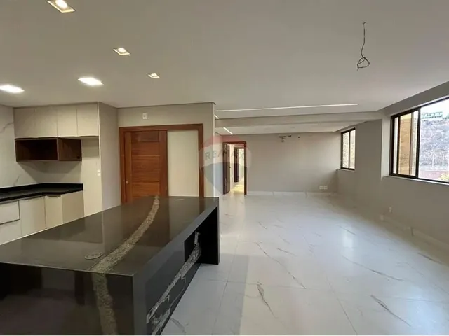 Imagem 5: Apartamento a Venda, 3 Dormitórios com Varanda e Sacada, no Esplanada