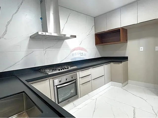 Imagem 16: Apartamento a Venda, 3 Dormitórios com Varanda e Sacada, no Esplanada