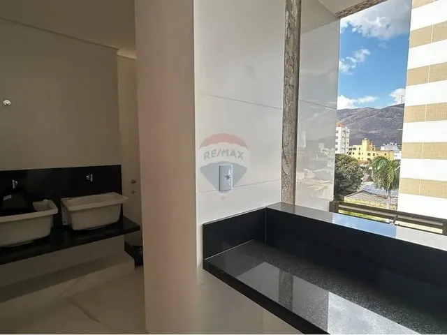 Imagem 2: Apartamento a Venda, 3 Dormitórios com Varanda e Sacada, no Esplanada