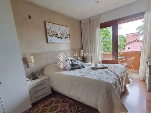 Imagem 16: Auxiliadora Predial Lagoa da Conceição Aluga Casa com 3 Dormitorios, Sendo Uma Suite