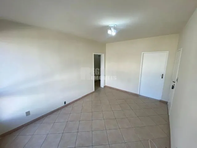 Imagem 9: Ótimo Apartamento de 3 Dormitórios no Bairro Trindade!