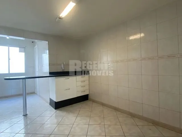 Imagem 11: Ótimo Apartamento de 3 Dormitórios no Bairro Trindade!