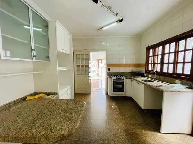 Imagem 10: Casa, Córrego Grande, 06 Dormitórios/02 Suítes
