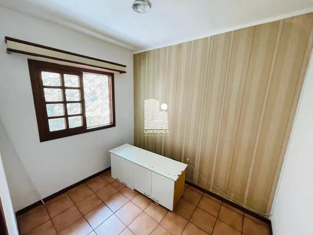 Imagem 16: Casa, Córrego Grande, 06 Dormitórios/02 Suítes