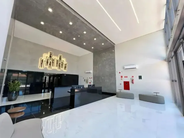 Imagem 3: Apartamento de Alto Luxo no Edifício Napoles