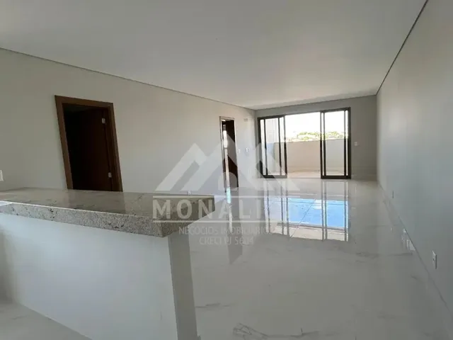 Imagem 7: Apartamento de Alto Luxo no Edifício Napoles